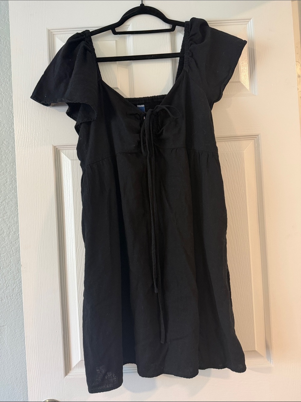 Old Navy Black Tie-Front Short Sleeve Tunic